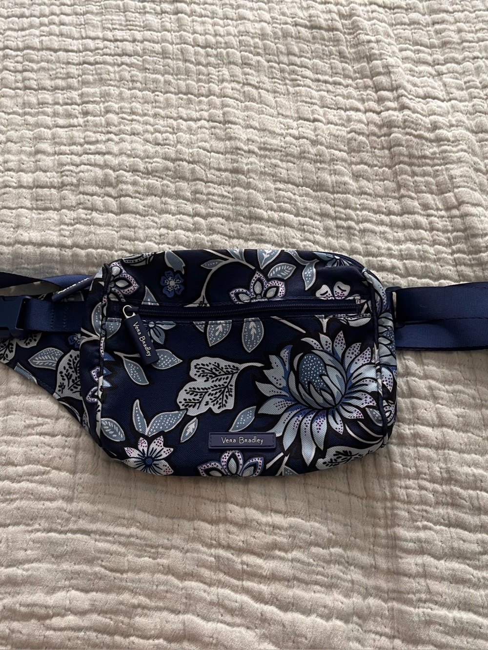 Vera Bradley Navy and White Floral belt / pouch bag